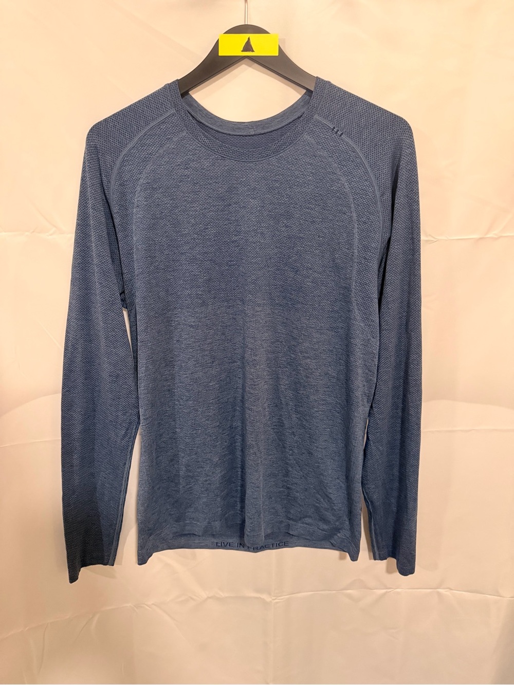 Mens Lululemon Long Sleeve Athleisure Shirt